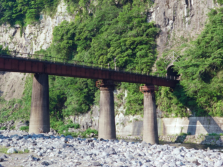 河宇田湧水