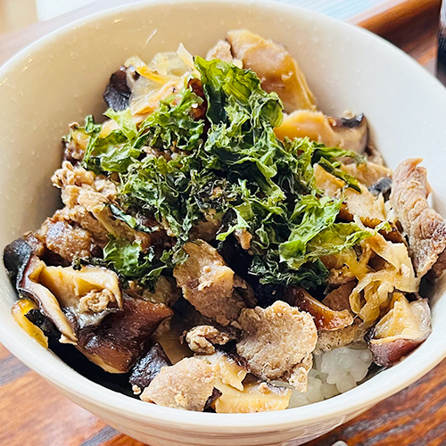 しいとん丼