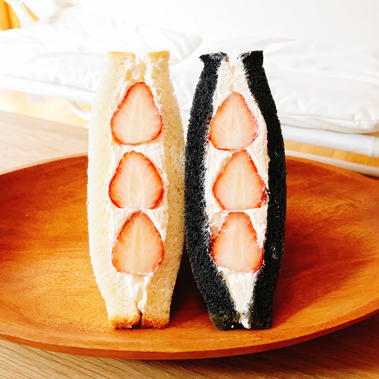 いちごサンド